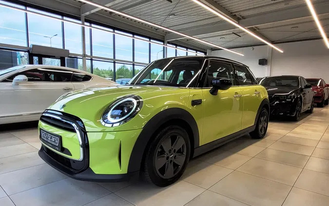 mini śląskie MINI Cooper cena 118900 przebieg: 16100, rok produkcji 2023 z Sępólno Krajeńskie